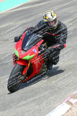 media/Oct-15-2022-TrackXperience (Sat) [[8f70b8b0be]]/Group 2/session 4 turn 1/